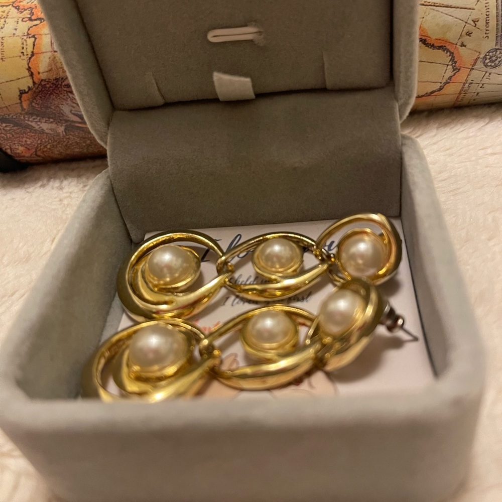 Original price 140$ Pair of earrings (please read the description first)